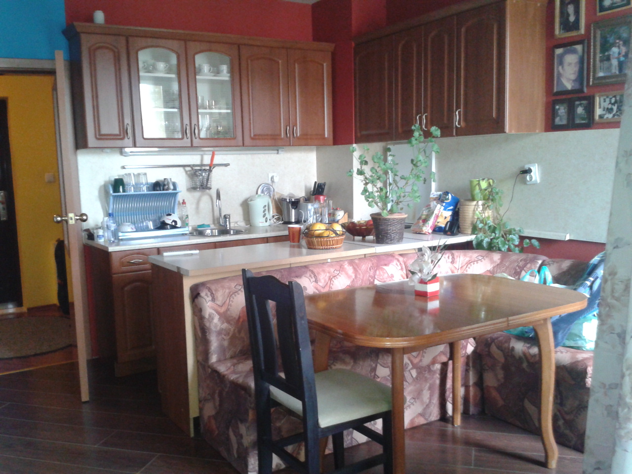 2 стаен апартамент, кв. Витоша, цена 53500 евро- ПРОДАДЕН 2 стаен апартамент, кв. Витоша, цена 53500 евро- ПРОДАДЕН - image