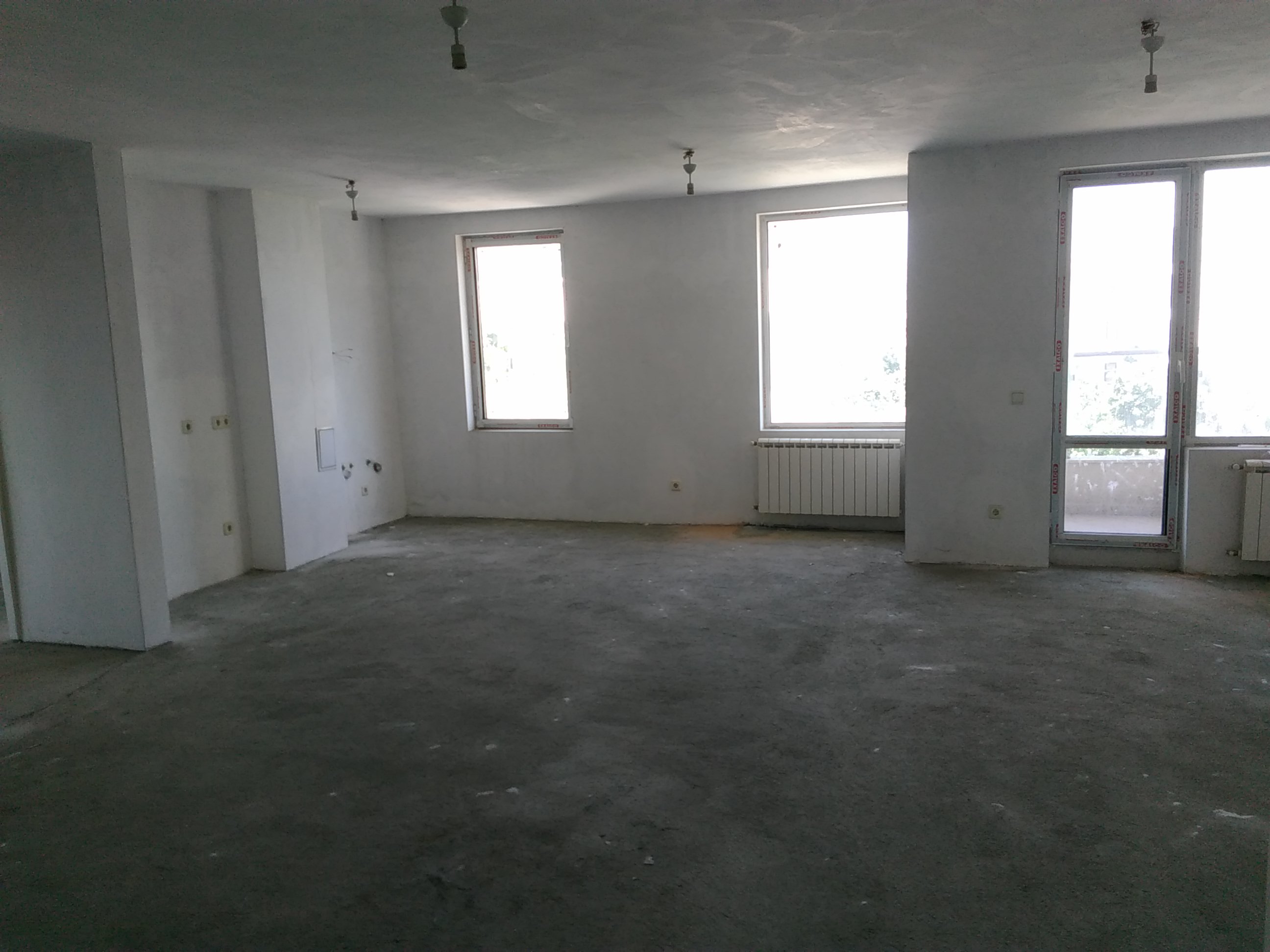 3 стаен апартамент, ж.к. Витоша, цена 107900 евро- с подземно паркомясто- ПРОДАДЕН! 3 стаен апартамент, ж.к. Витоша, цена 107900 евро- с подземно паркомясто- ПРОДАДЕН! - image